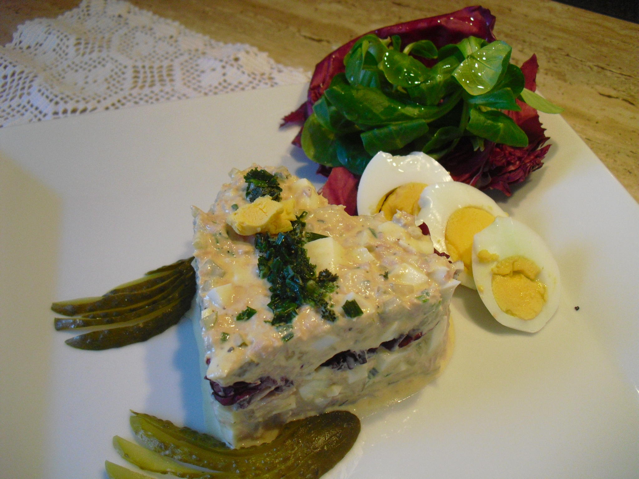 Bilder für Eier-Thunfisch-Salat mit selbstgem. Mayo - Rezept