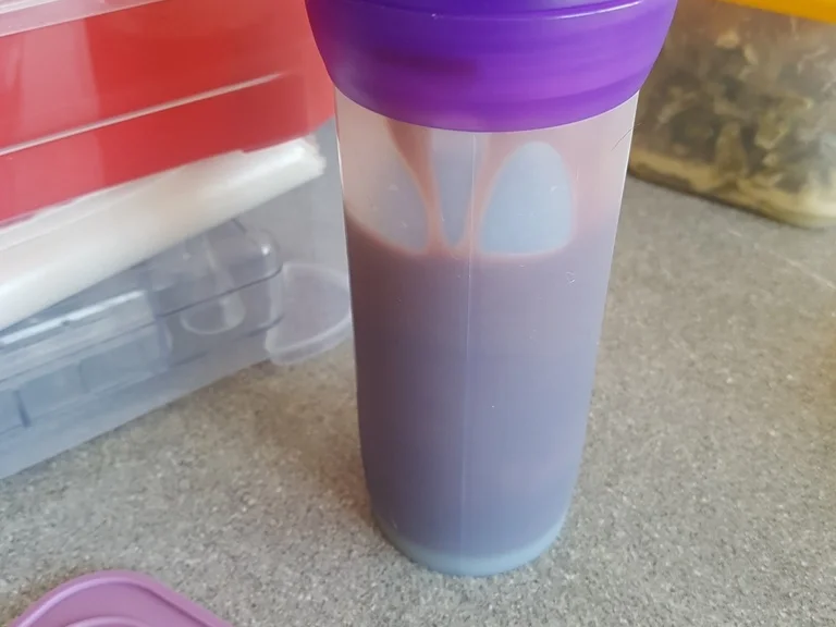 Vanille Buttercremetorte mit Feigenmus, Baiser und Karamelsosse - Rezept - Bild Nr. 5253