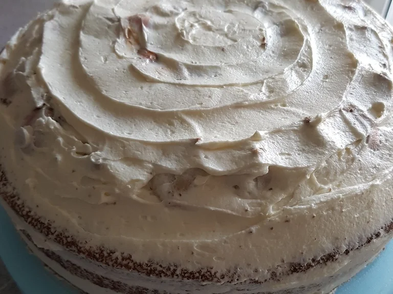 Vanille Buttercremetorte mit Feigenmus, Baiser und Karamelsosse - Rezept - Bild Nr. 5259