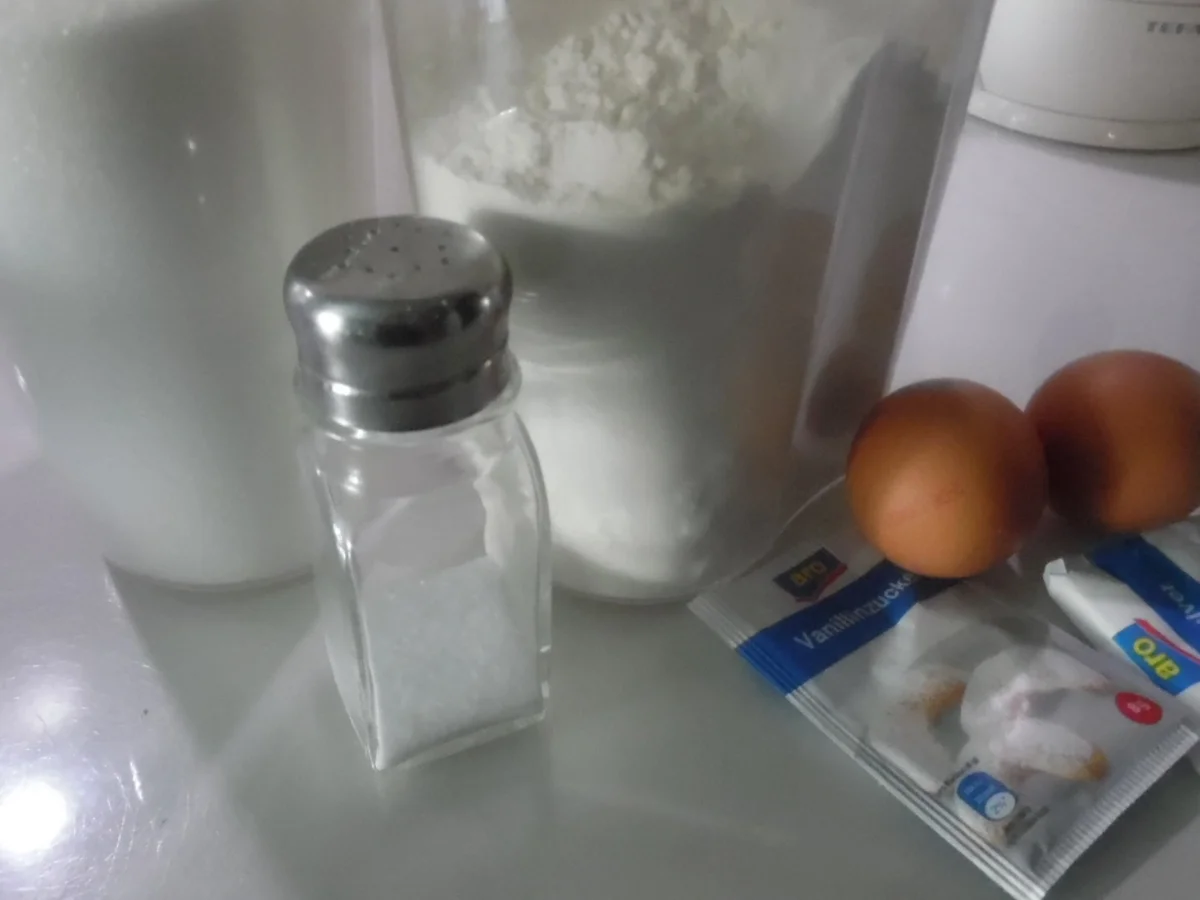 Rezept: Limonen-Charlotte in Miniatur Bild Nr. 5276 Limonen-Charlotte in Miniatur - Rezept - Bild Nr. 5276