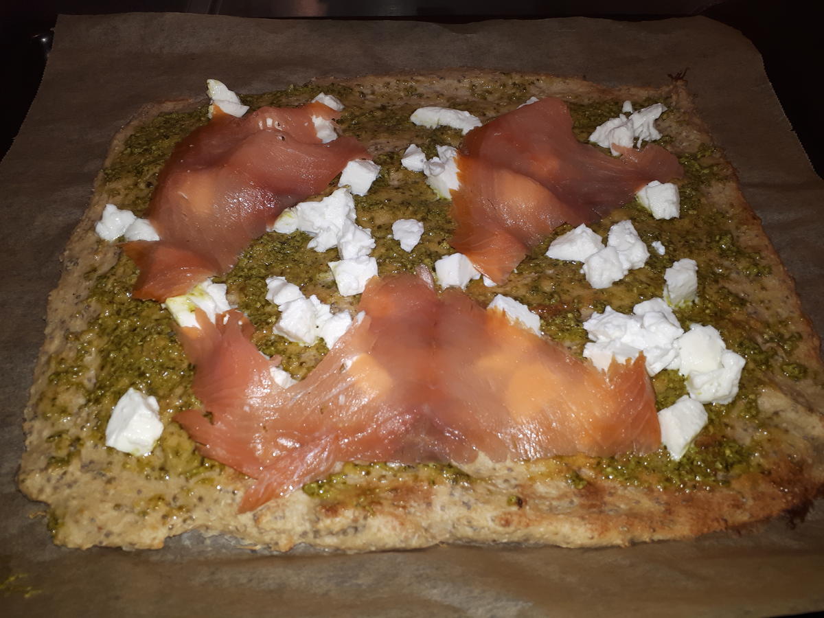 BiNe` S FLAMMKUCHEN MIT CHIASAMEN - Rezept - Bild Nr. 5257