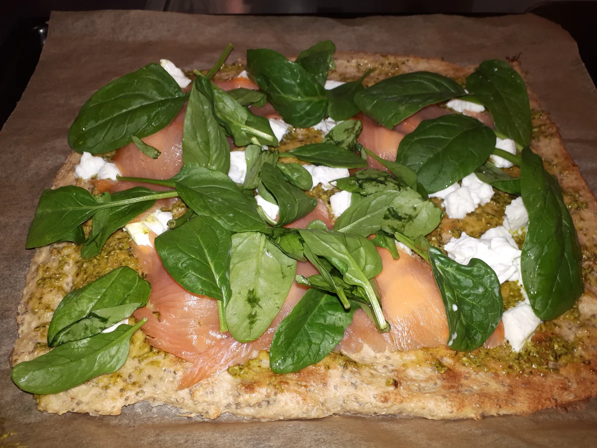 BiNe` S FLAMMKUCHEN MIT CHIASAMEN - Rezept - Bild Nr. 5258