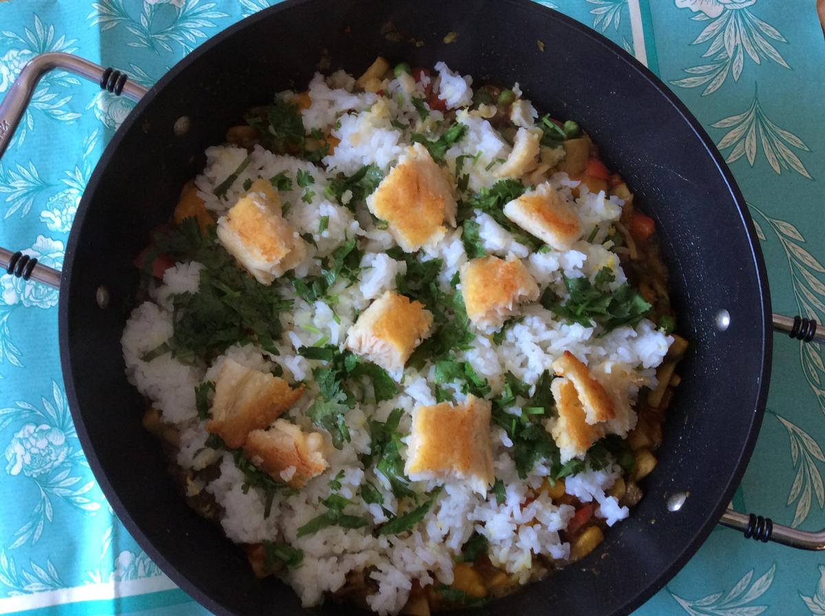 Reispfanne, leicht scharf, anglo-indisch, inspiriert vom Rezept Kedgeree - Rezept - Bild Nr. 5251