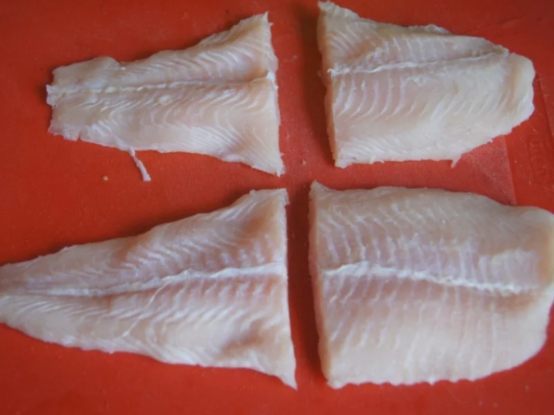 Rezept: Pangasius-Filet mit Rosenkohl und pikanten Kartoffelstampf Bild Nr. 5255 Pangasius-Filet mit Rosenkohl und pikanten Kartoffelstampf - Rezept - Bild Nr. 5255