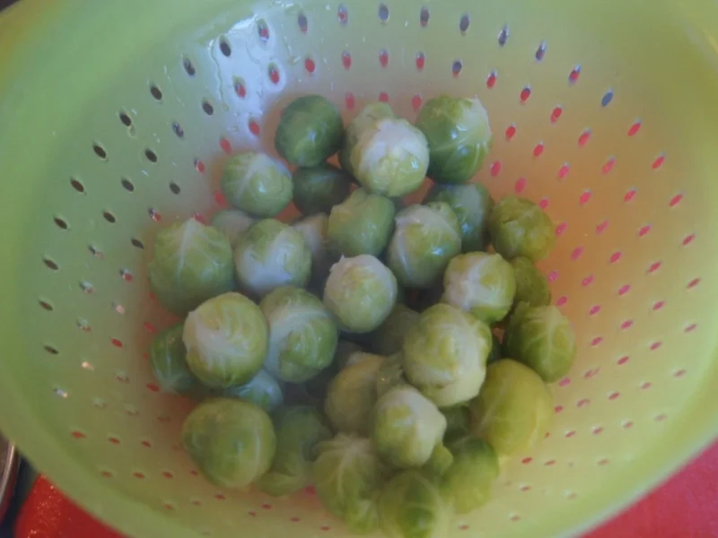 Rezept: Pangasius-Filet mit Rosenkohl und pikanten Kartoffelstampf Bild Nr. 5262 Pangasius-Filet mit Rosenkohl und pikanten Kartoffelstampf - Rezept - Bild Nr. 5262