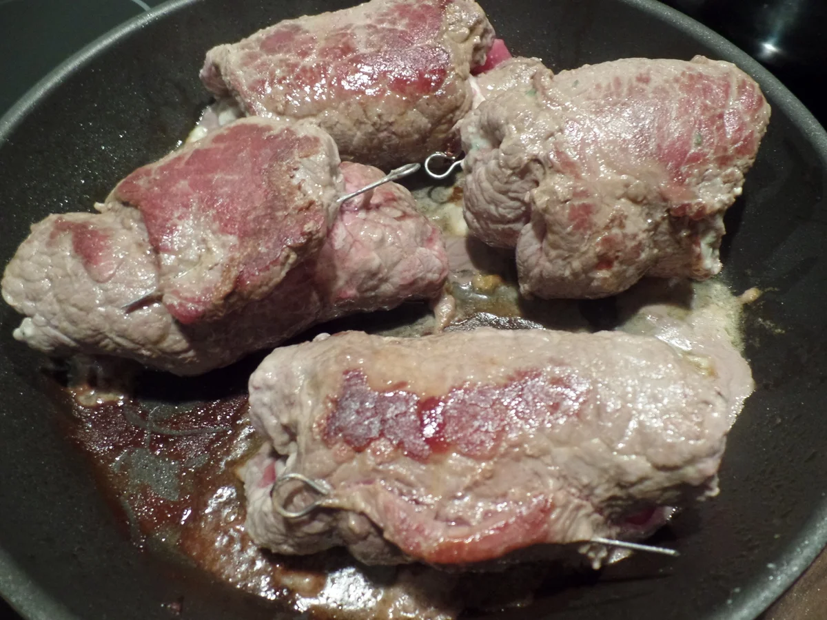 Rouladen gefüllt mit Feta-Aprikosencreme - Rezept - Bild Nr. 5277