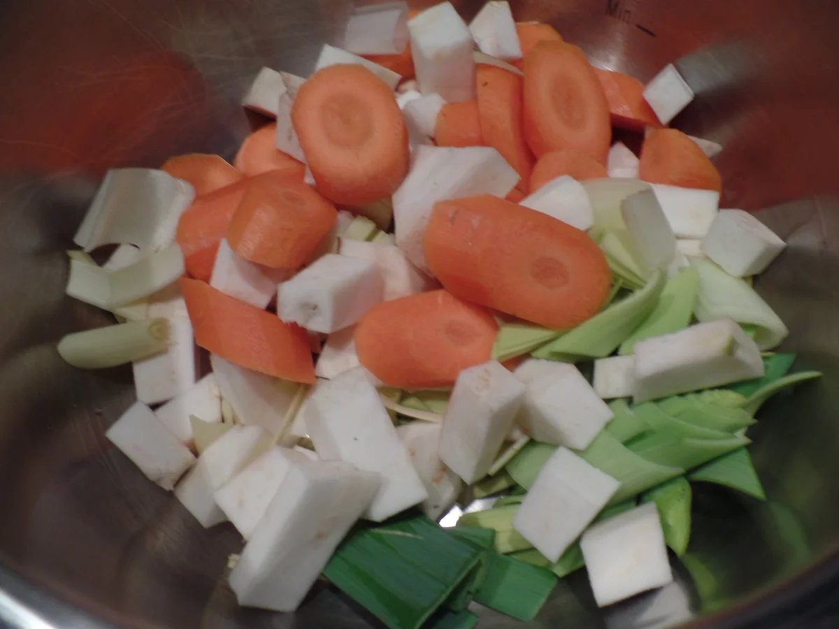 Rouladen gefüllt mit Feta-Aprikosencreme - Rezept - Bild Nr. 5278