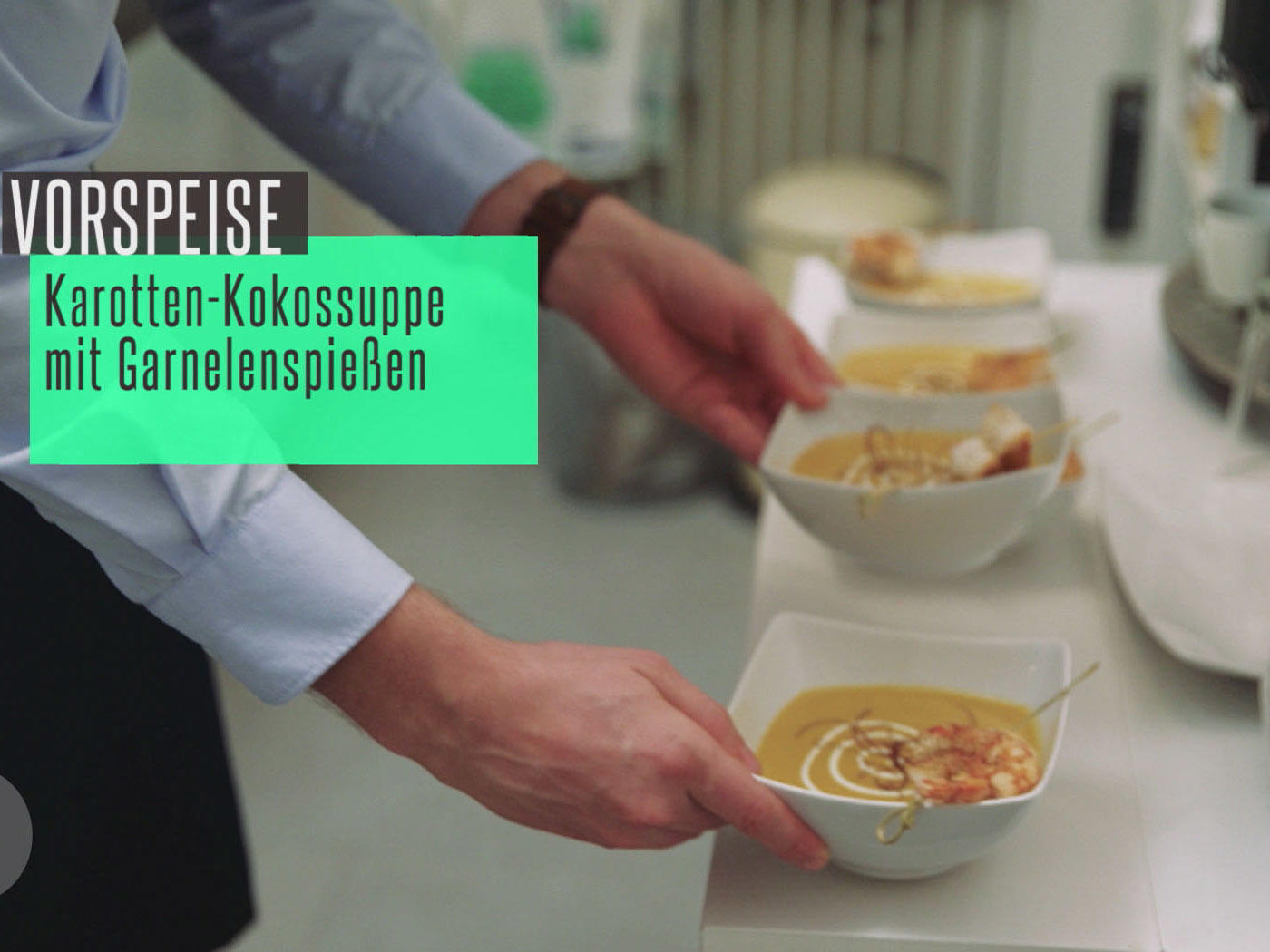 Bilder für Karotten-Kokos-Suppe mit Ingwer und Garnelenspieß - Rezept