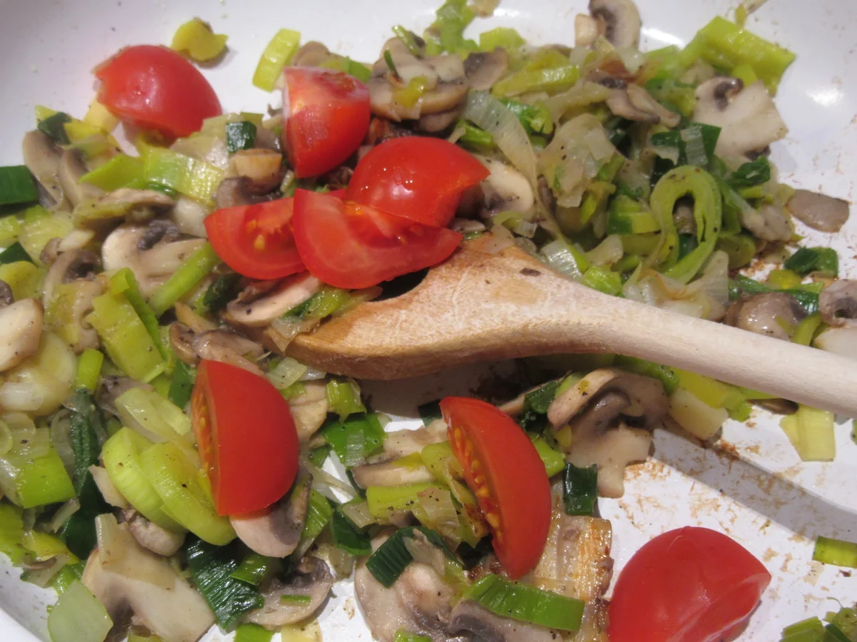 Rezept: Vollwert: Socca mit Gemüseauflage Bild Nr. 5287 Vollwert: Socca mit Gemüseauflage - Rezept - Bild Nr. 5287