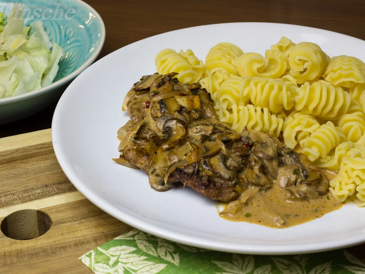 Rezept: Zarte Jägerschnitzel Bild Nr. 5308 Zarte Jägerschnitzel - Rezept - Bild Nr. 5308