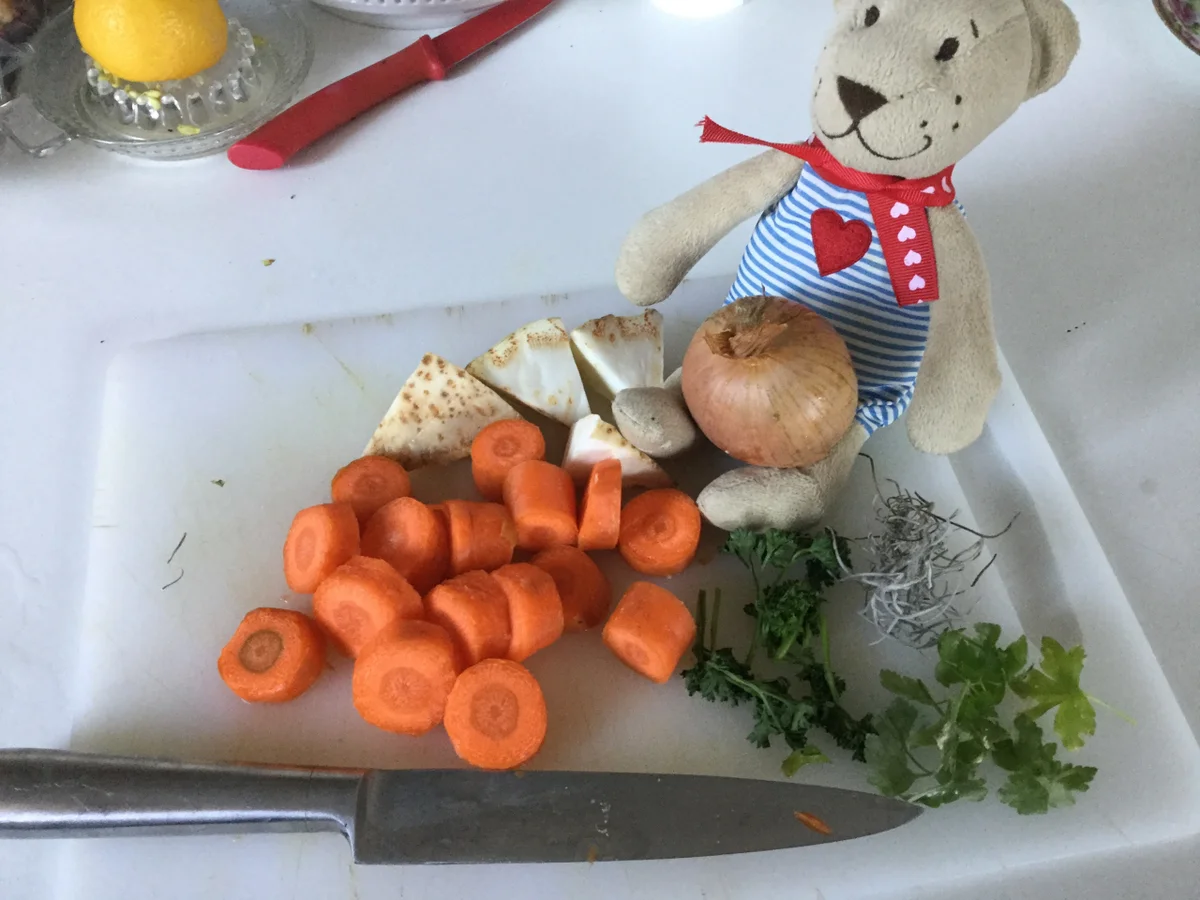 Rezept: Einfache Gemüsesuppe für Faule Bild Nr. 5306 Einfache Gemüsesuppe für Faule - Rezept - Bild Nr. 5306