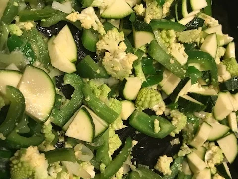 Grünes Shakshuka - eine Abwandlung des Brunchklassikers - Rezept - Bild Nr. 5306