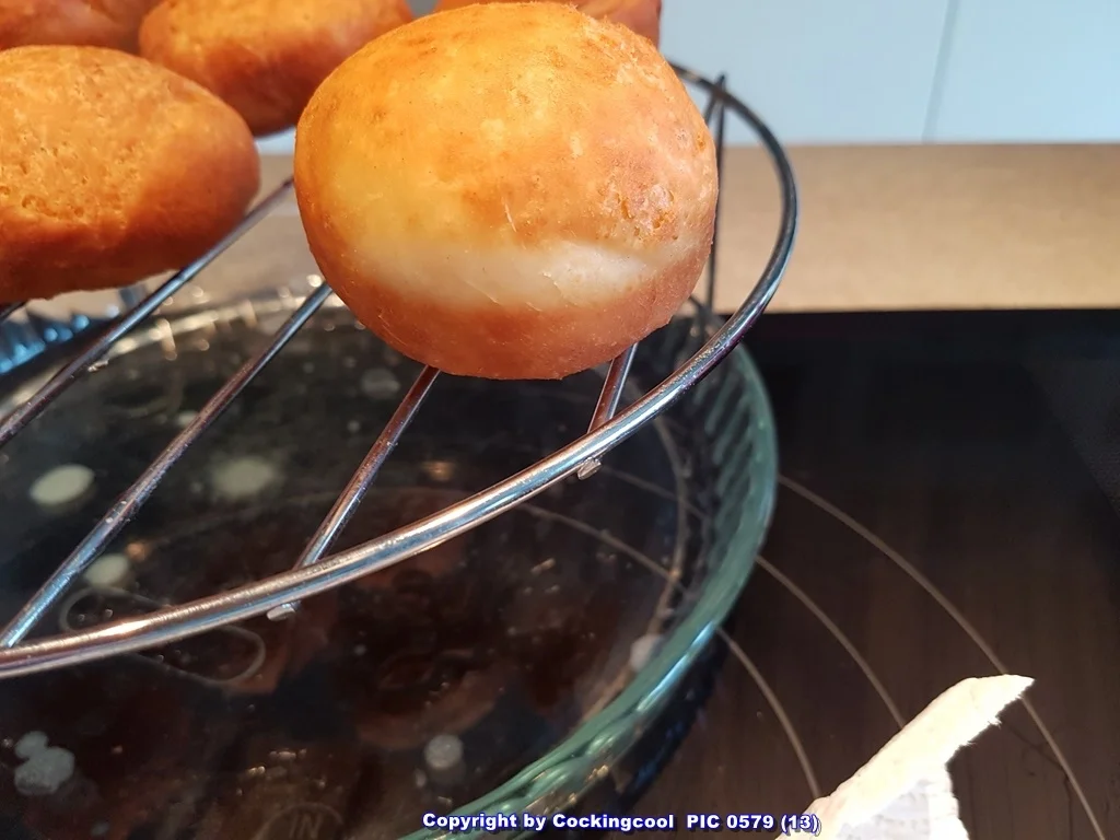 "Berliner" oder wie der Berliner sagt "Pfannkuchen" - Rezept - Bild Nr. 5333