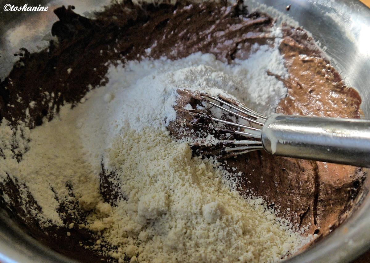 Aromatischer Schokoladenkuchen - Rezept - Bild Nr. 10