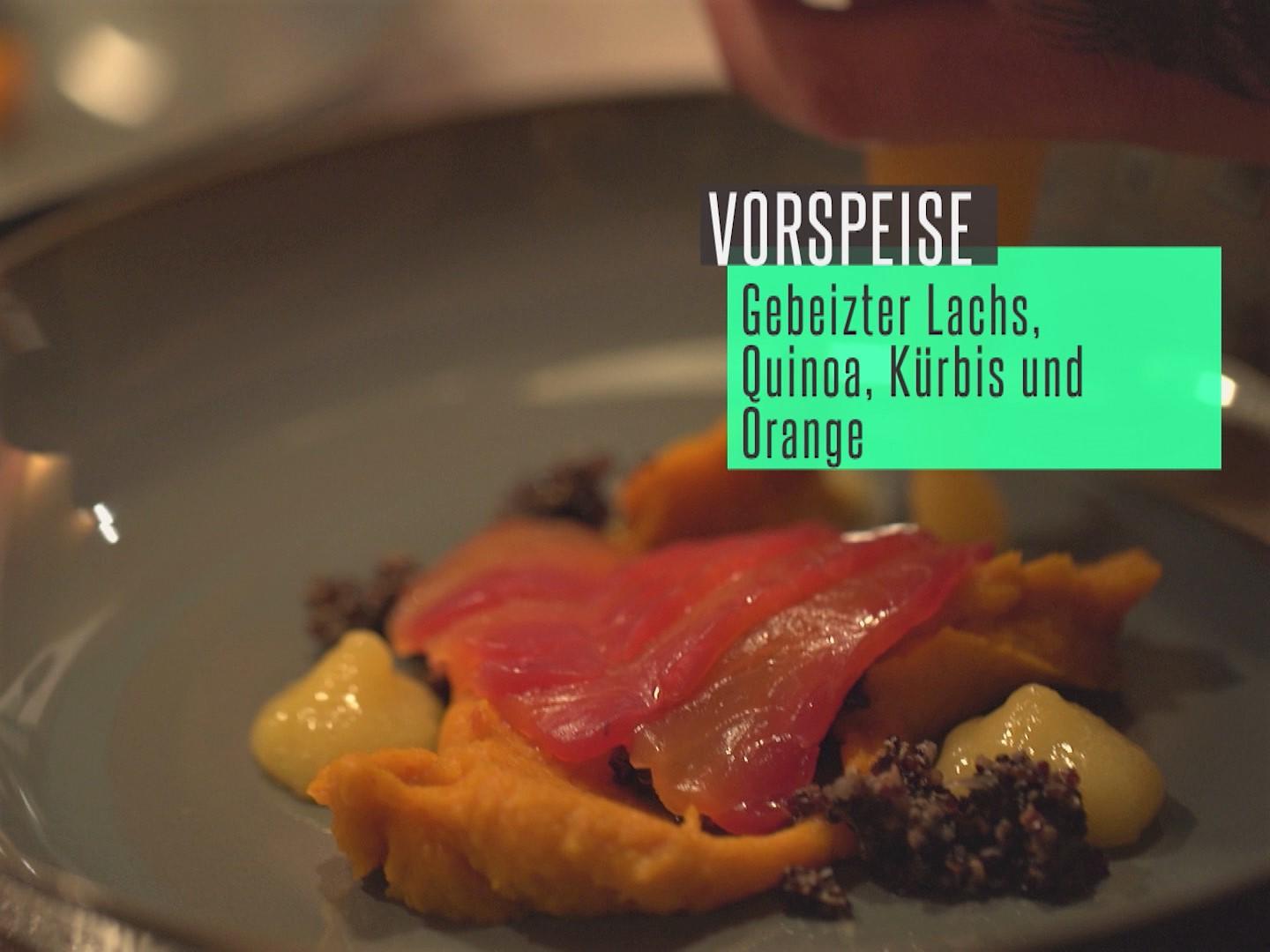 Gebeizter Lachs mit Quinoa, Kürbispüree an Orangengel - Rezept - kochbar.de