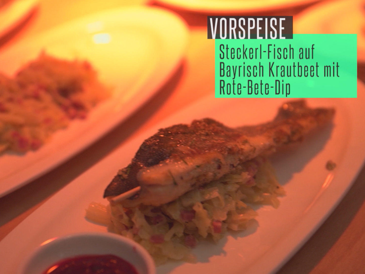 Nussiger Steckerlfisch auf Weißkohlbett & Rote-Bete-Dip - Rezept von
Das perfekte Dinner