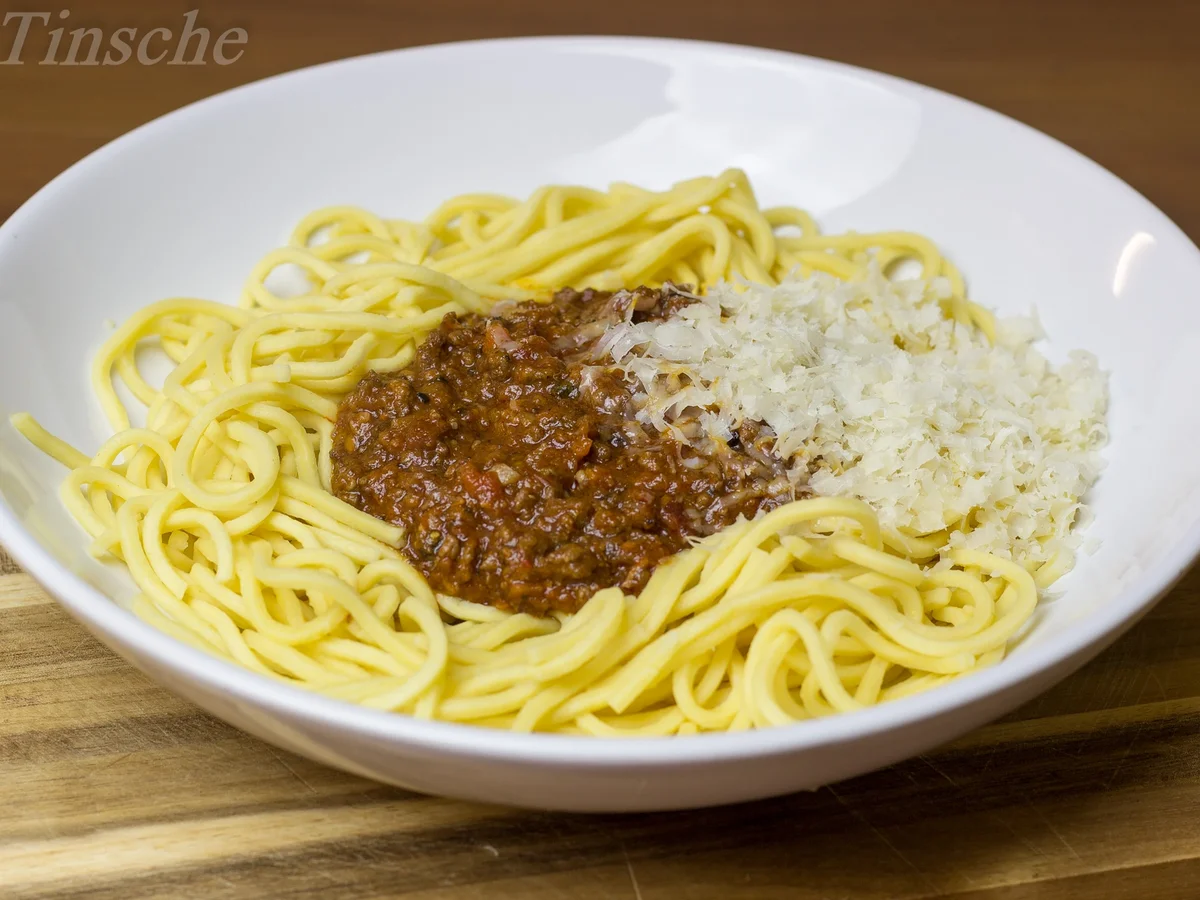 Bolognese - geschmort - Aus dem Backofen! Wie WIR sie mögen! - Rezept - Bild Nr. 5362