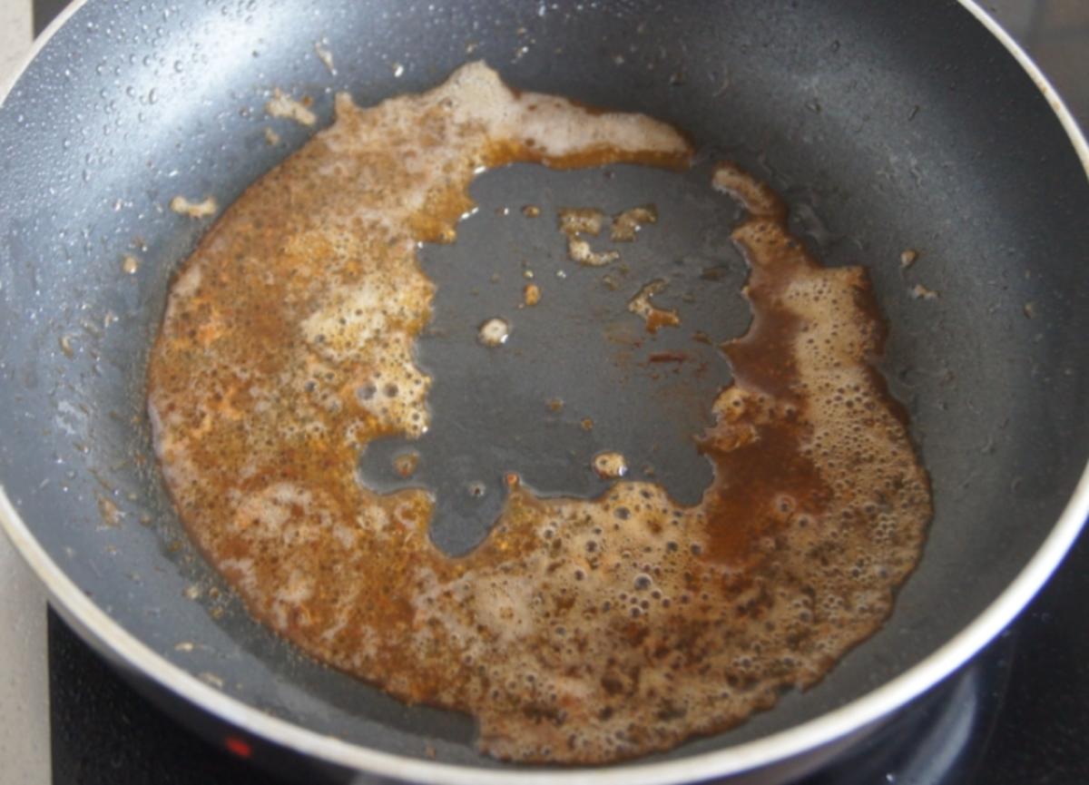 Kalbsschnitzel mit Champignon-Curry-Rahm-Sauce und Bandnudeln - Rezept - Bild Nr. 5355