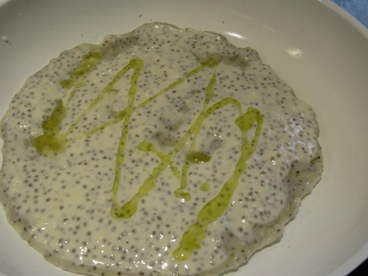 Pikantes Backen: Pfannenpizza - Rezept - Bild Nr. 5354