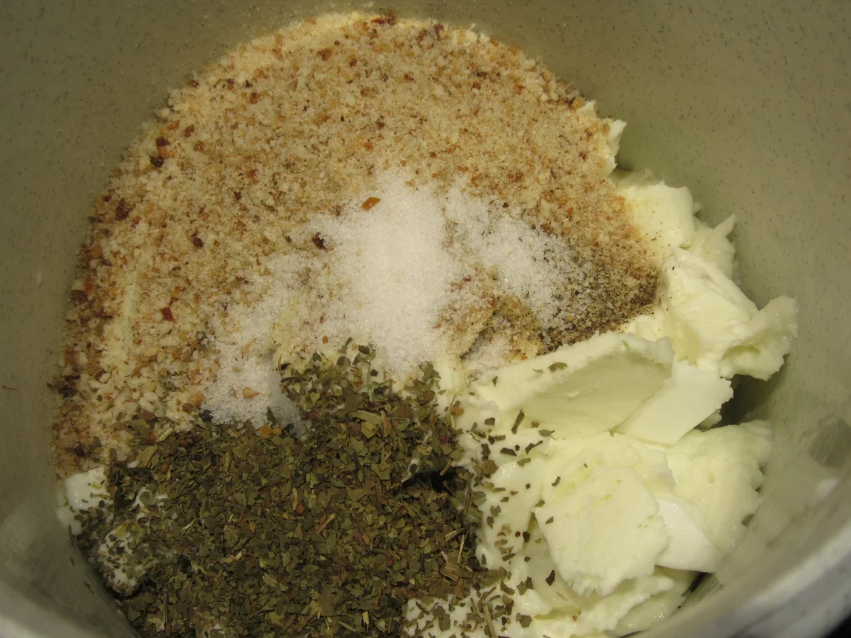 Pikantes Backen: Pfannenpizza - Rezept - Bild Nr. 5357