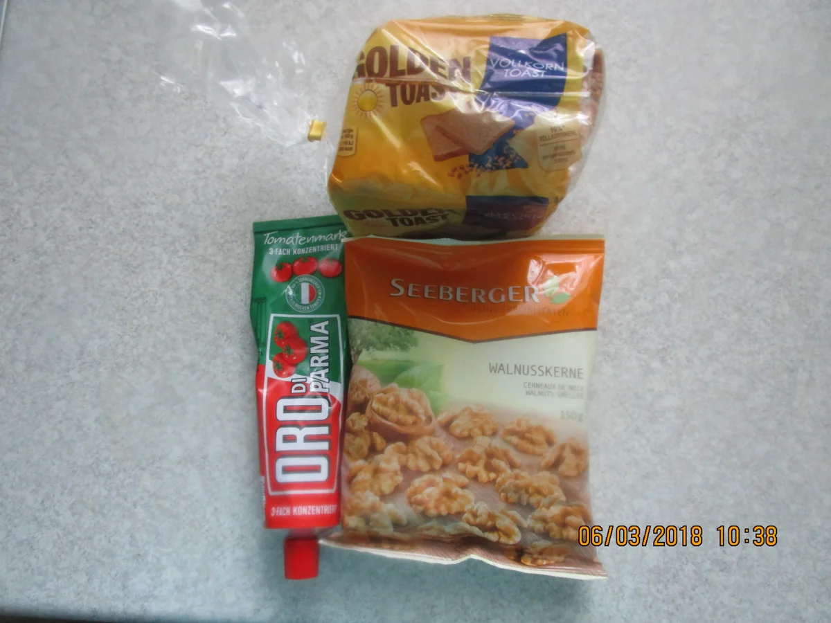 Rezept: Steinbeißer Filet mit kalter Paprikasauce und Zucchinigemüse Bild Nr. 5354 Steinbeißer Filet mit kalter Paprikasauce und Zucchinigemüse - Rezept - Bild Nr. 5354