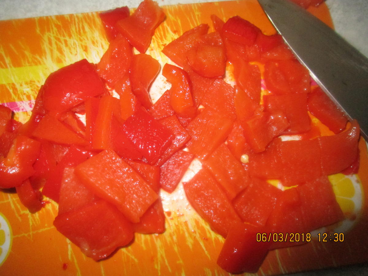 Steinbeißer Filet mit kalter Paprikasauce und Zucchinigemüse - Rezept - Bild Nr. 5370