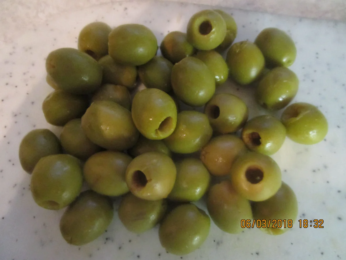 Rezept: Steinbeißer Filet mit kalter Paprikasauce und Zucchinigemüse Bild Nr. 5378 Steinbeißer Filet mit kalter Paprikasauce und Zucchinigemüse - Rezept - Bild Nr. 5378