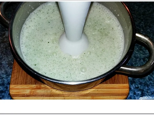 Spinat-Cremesuppe mit  Jakobsmuschel-Spieß - Rezept - Bild Nr. 5362