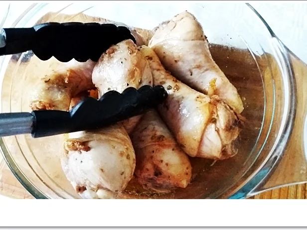 Marinierte Hähnchen-Unterschenkel aus dem Backofen mit Beilage - Rezept - Bild Nr. 5361