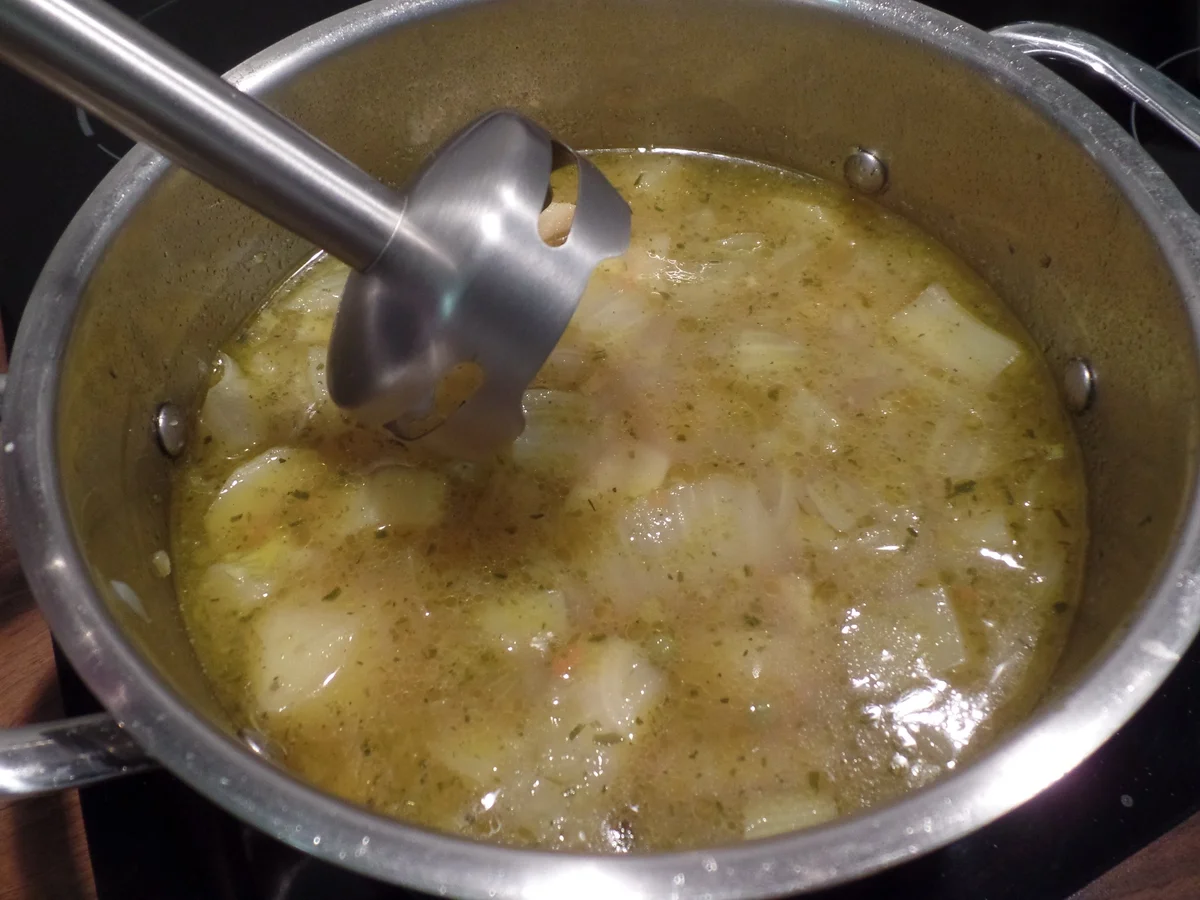 Rezept: Erbsen-Fenchel-Suppe Bild Nr. 5358 Erbsen-Fenchel-Suppe - Rezept - Bild Nr. 5358