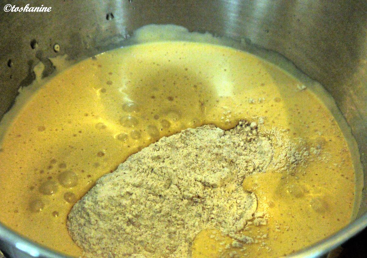 Möhren-Streuselkuchen mit Orangenschmand - Rezept - Bild Nr. 6