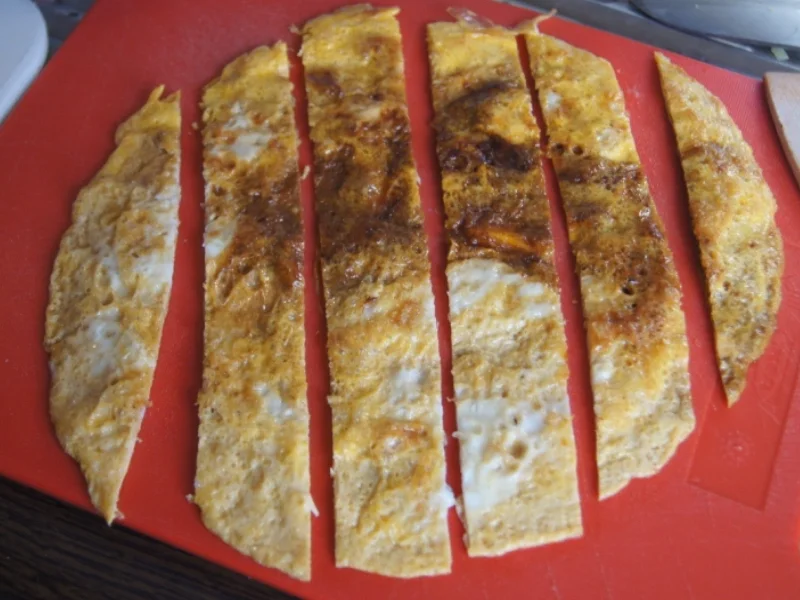 Gebratener Reis mit Gemüse, Ei und Hähnchenfleisch - Rezept - Bild Nr. 5401