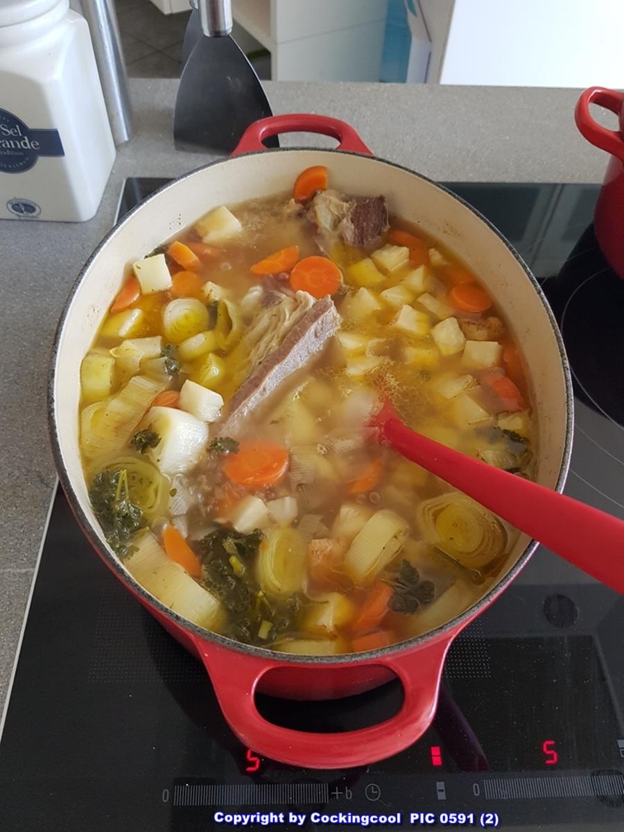 Rindfleischsuppe mit viel Fleisch und schönen Gewürzen - Rezept - Bild Nr. 5399