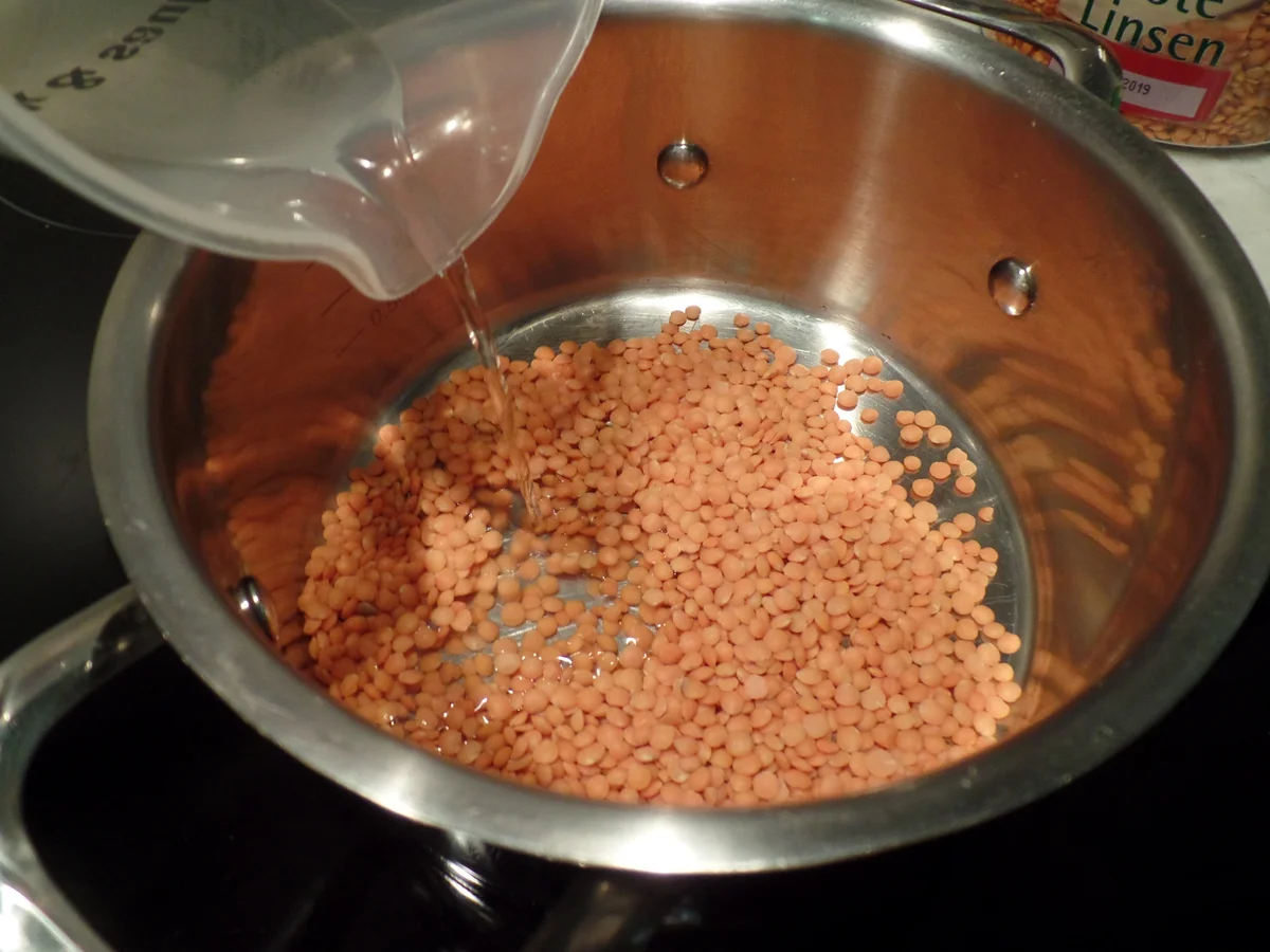 Linsenpuffer mit Joghurt-Dip - Rezept - Bild Nr. 5398