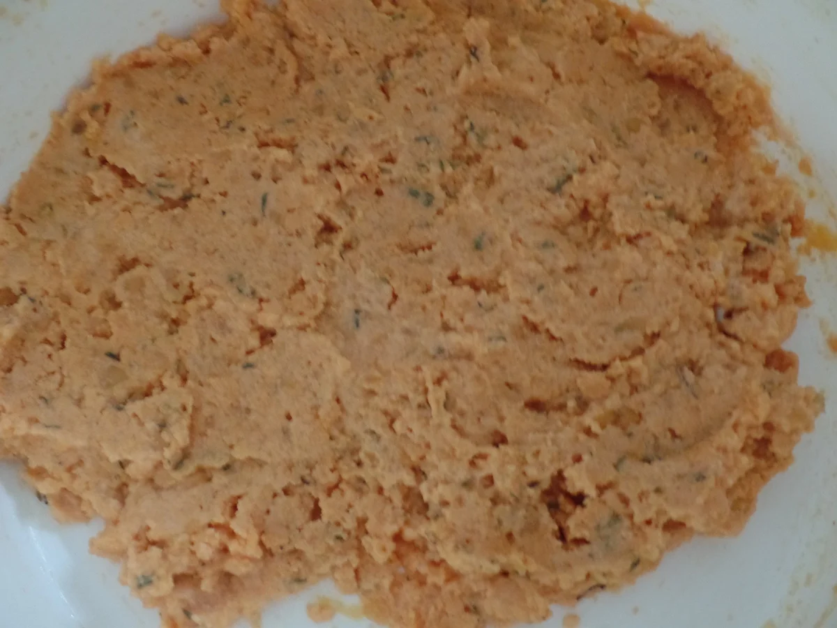 Linsenpuffer mit Joghurt-Dip - Rezept - Bild Nr. 5403