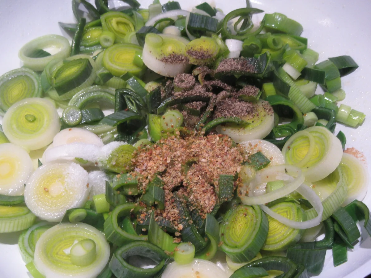 Rezept: Pasta: Spaghetti con Porro Bild Nr. 5397 Pasta: Spaghetti con Porro - Rezept - Bild Nr. 5397