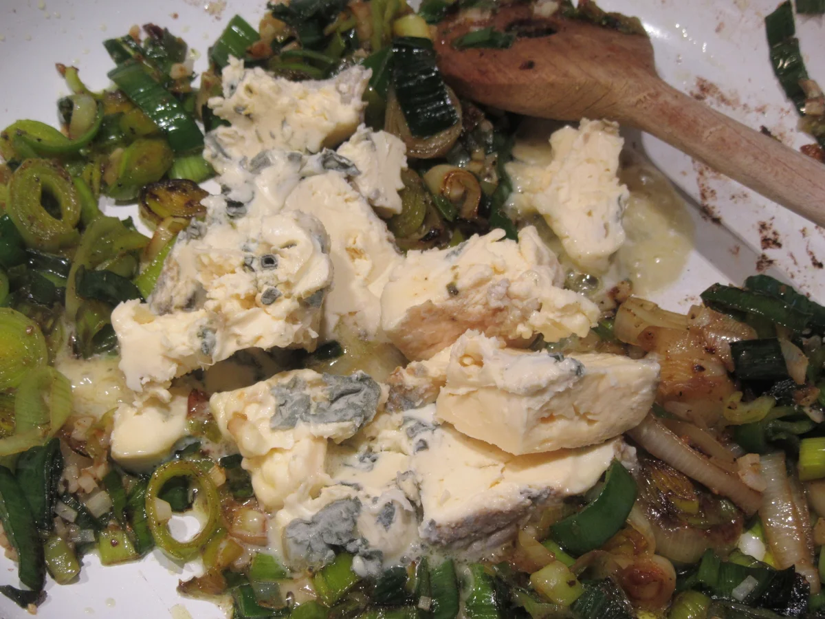 Rezept: Pasta: Spaghetti con Porro Bild Nr. 5400 Pasta: Spaghetti con Porro - Rezept - Bild Nr. 5400