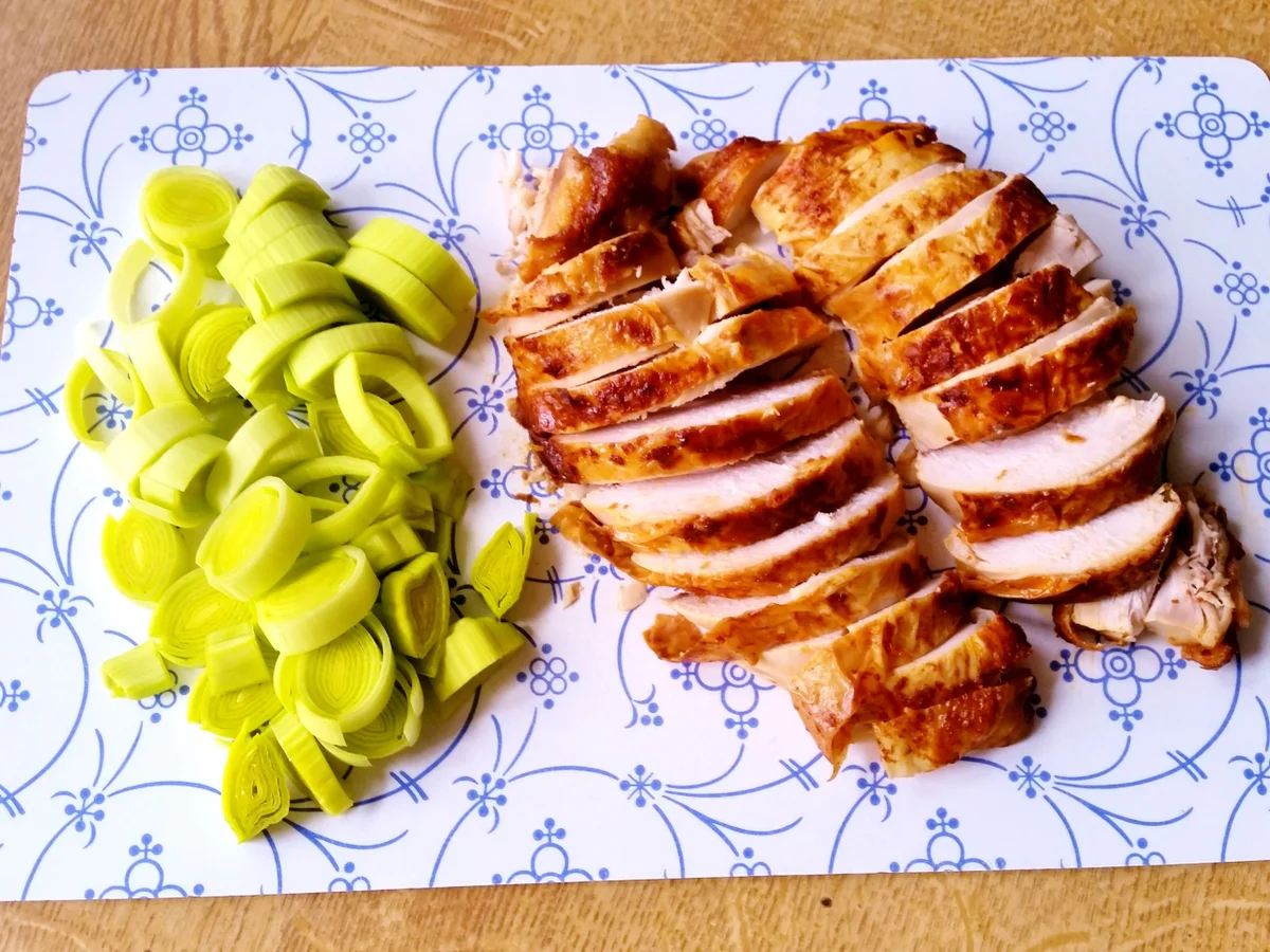 Gebratene Nudeln mit Huhn - Rezept - Bild Nr. 5587