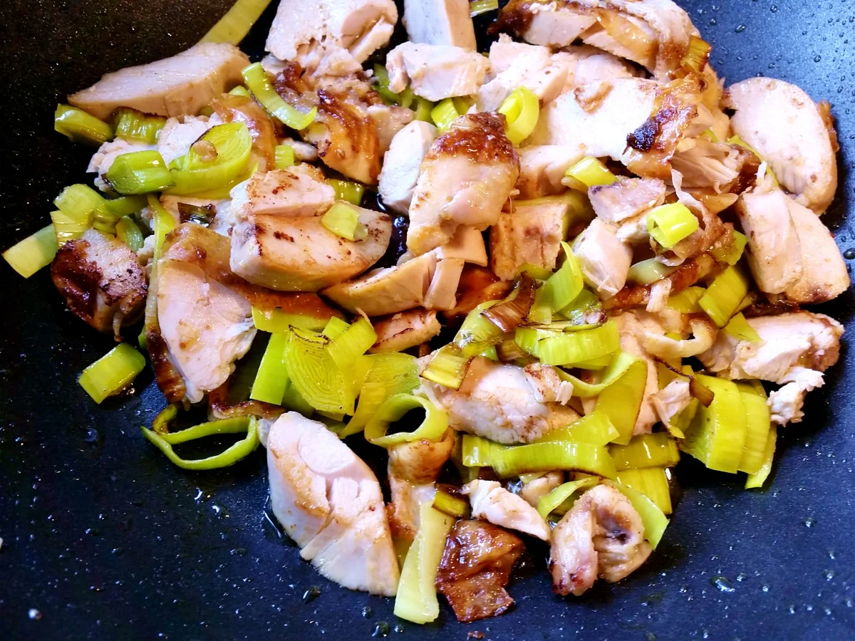 Gebratene Nudeln mit Huhn - Rezept - Bild Nr. 5588
