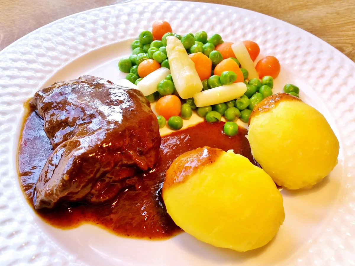 Hase in Rotwein ... - Rezept - Bild Nr. 5402