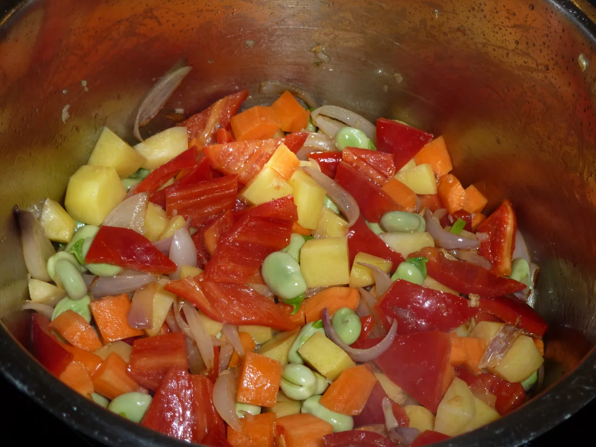 Kichererbsengemüse mit Mandelcouscous & Safransahne - Rezept - Bild Nr. 5419