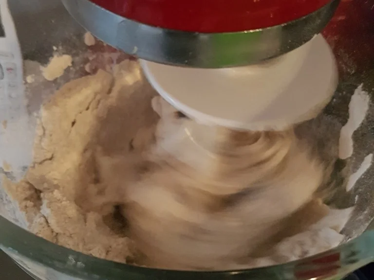 Deftiges Graubrot (mit Speck und Zwiebel) - Rezept - Bild Nr. 5426