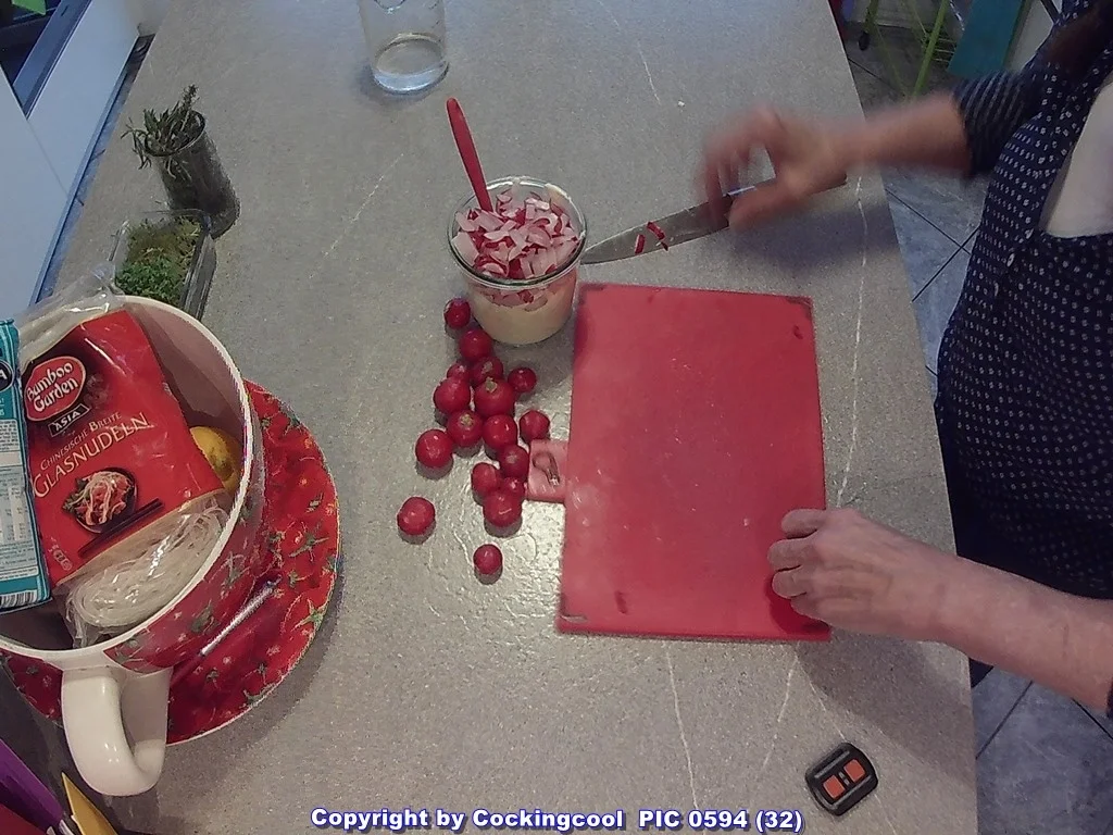 Deftiges Graubrot (mit Speck und Zwiebel) - Rezept - Bild Nr. 5453