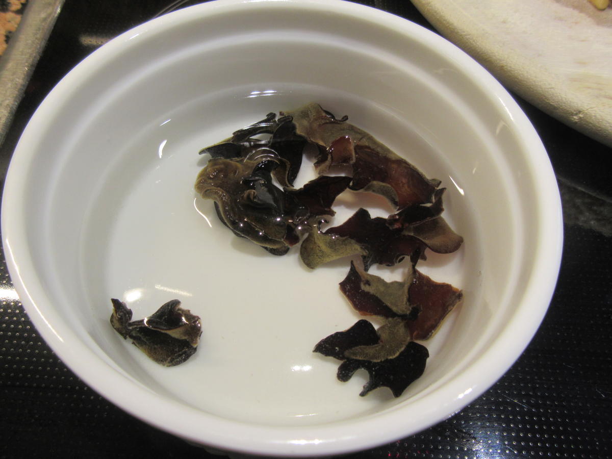 Fisch: Krebsschwänze in frittierten Gemüsekrapfen - Rezept - Bild Nr. 5419