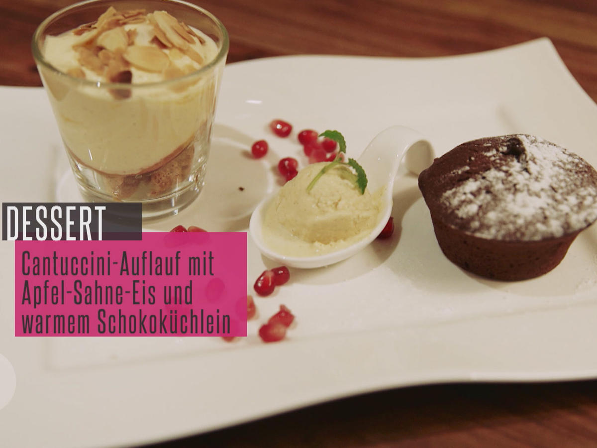 Kalter Cantuccini Amaretto Auflauf und Schokoladenkuchen mit flüssigem ...