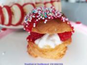 "Windbeutel" mit Vanillesahnecreme u. Himbeerschokoglasur - Rezept - Bild Nr. 2