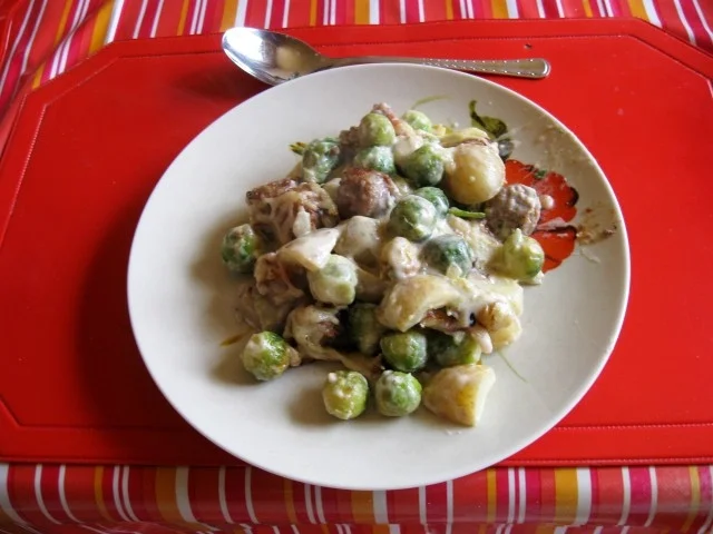 Rosenkohl Auflauf mit Bratwurst - Rezept - Bild Nr. 5422