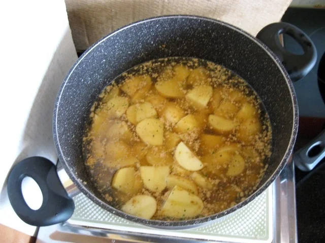 Rosenkohl Auflauf mit Bratwurst - Rezept - Bild Nr. 5424