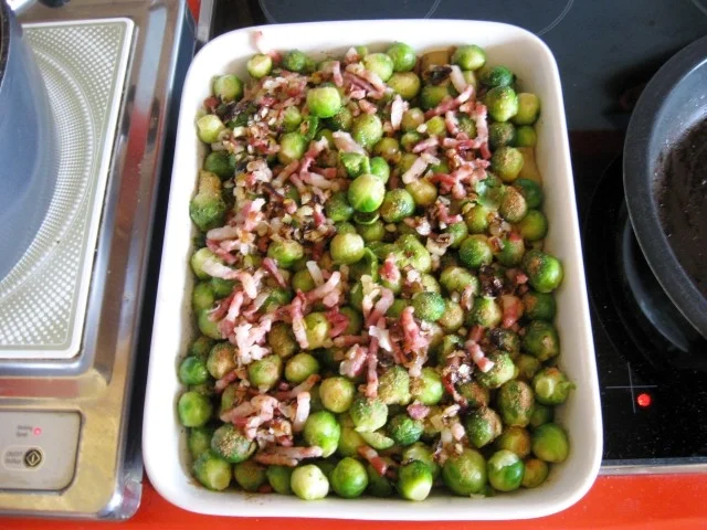 Rosenkohl Auflauf mit Bratwurst - Rezept - Bild Nr. 5428