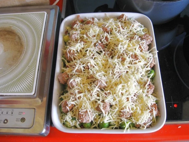 Rosenkohl Auflauf mit Bratwurst - Rezept - Bild Nr. 5434